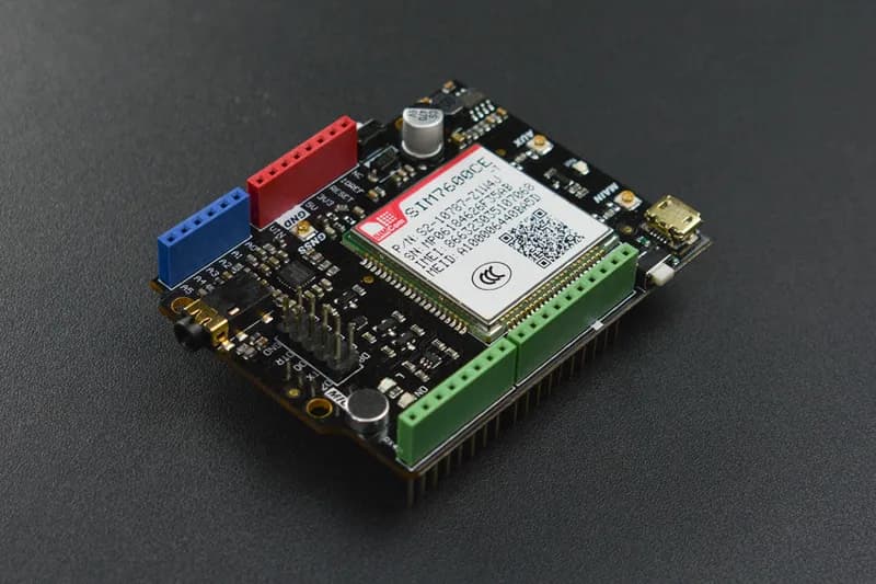 SIM7600CE-T 4G(LTE) Arduino Shield