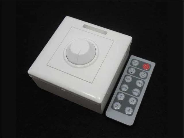 LED DIMMER 1CH 12KEY IR