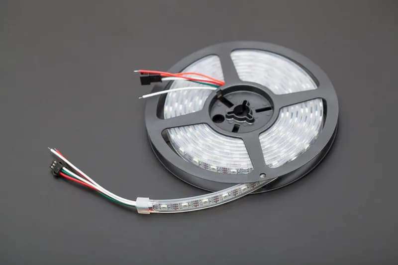 Цифровая светодиодная лента RGB 180 светодиодов - (3м)(погодоустойчивая)