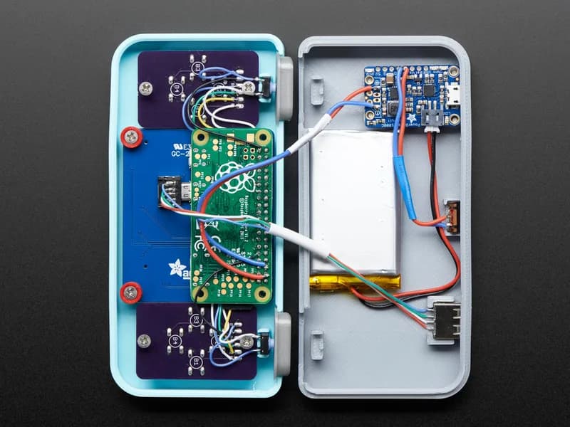 Pi GRRL Zero - не включает Pi Zero. КОРПУС НЕ ВХОДИТ В КОМПЛЕКТ.