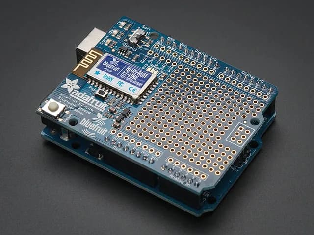 Bluefruit EZ-Link Shield — последовательный программатор и программатор Bluetooth Arduino