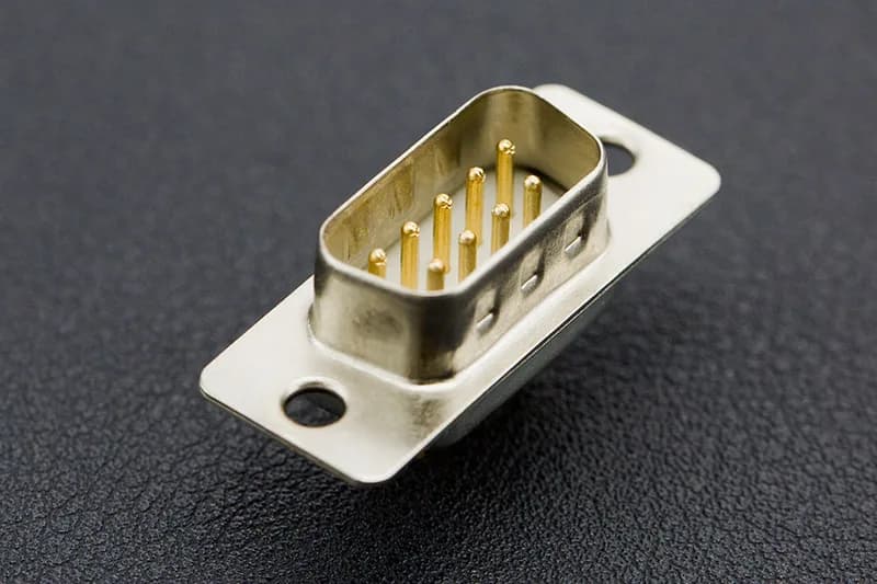 Разъем-вилка DB9 для RS232/RS422/RS485
