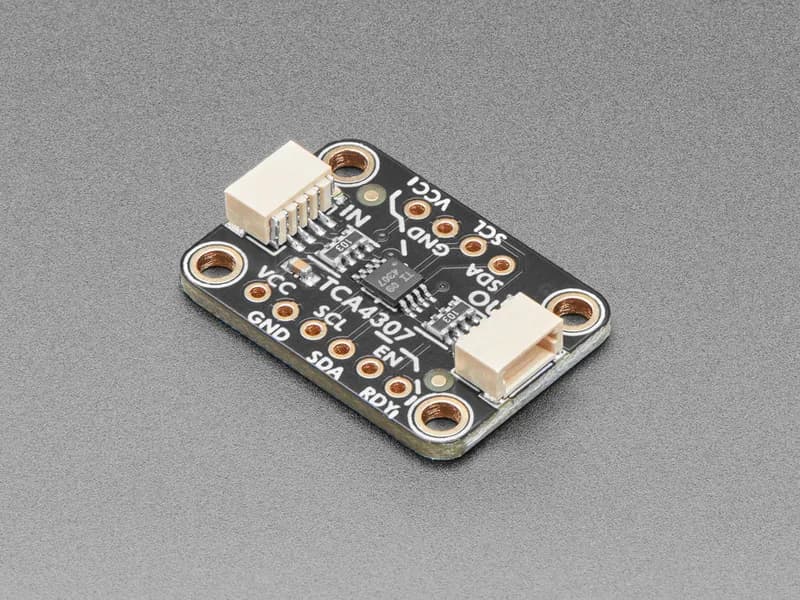 Adafruit TCA4307 Буфер I2C с возможностью горячей замены и восстановлением зависшей шины STEMMA QT / Qwiic
