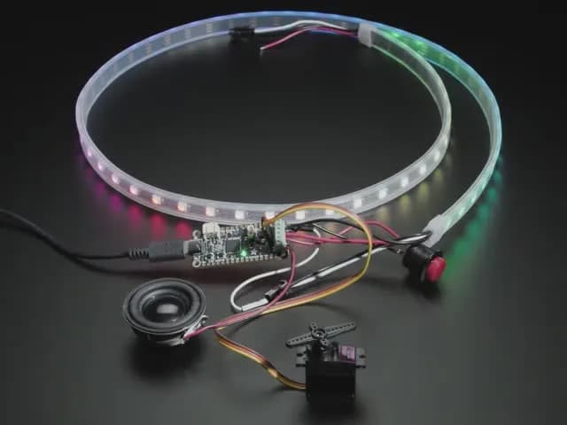 Adafruit RP2040 Prop-Maker Feather с аудиоусилителем I2S