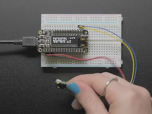 Adafruit LSM303AGR Акселерометр Магнитометр - STEMMA QT Qwiic