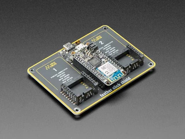 Feather Click Shield от MikroElektronika