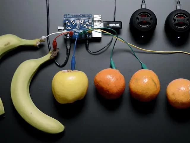 Adafruit Capacitive Touch HAT для Raspberry Pi — мини-набор